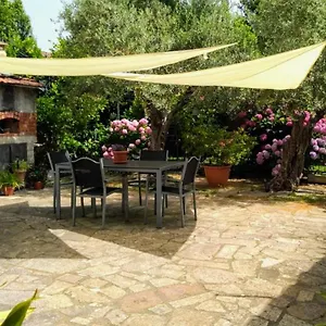 https://a-casa-di-leda.hotelitalianriviera.com